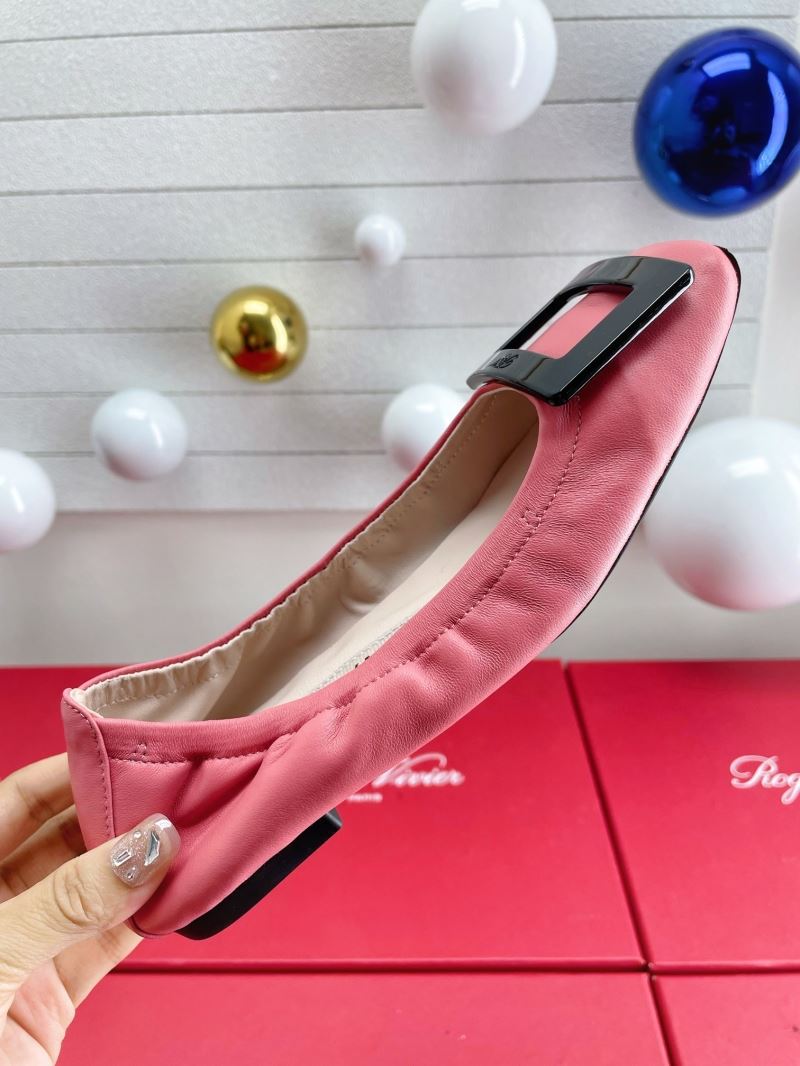 Roger Vivier flat shoes